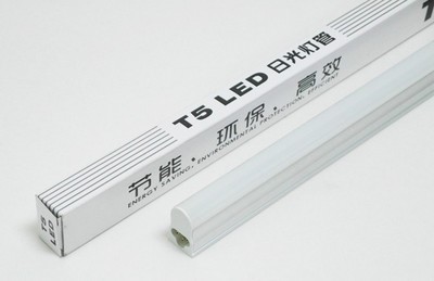 廠家直銷(xiāo)T5貼片LED日光燈支架光源 大功率特價(jià)批發(fā)正當(dāng)時(shí)